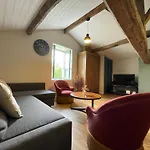 En Cite Medievale De Avec Parking Privatif, 4 - Fr-1-426-590 * Vouvant