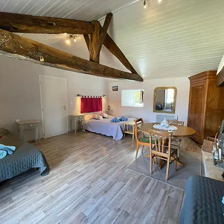 بيت للعطل En Cite Medievale De Avec Parking Privatif, 4 - Fr-1-426-590 Vouvant